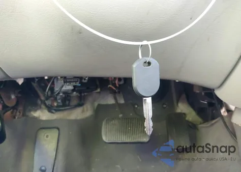 2005 Mercury Sable Ls from USA, damaged, VIN 1MEFM55S95A616480